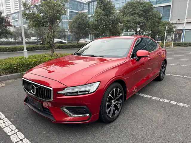 Volvo S60 2021 T 4