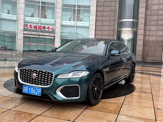 Jaguar XFL 2020 XFL 2.0 T P 200 2 WD