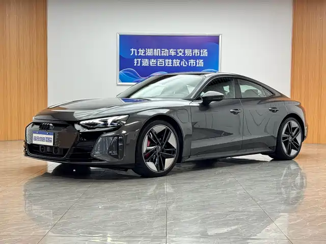 Audi RS e-tron GT 2023 Base