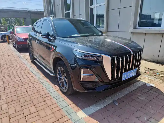 Hongqi HS5 2023 2.0 T Pro