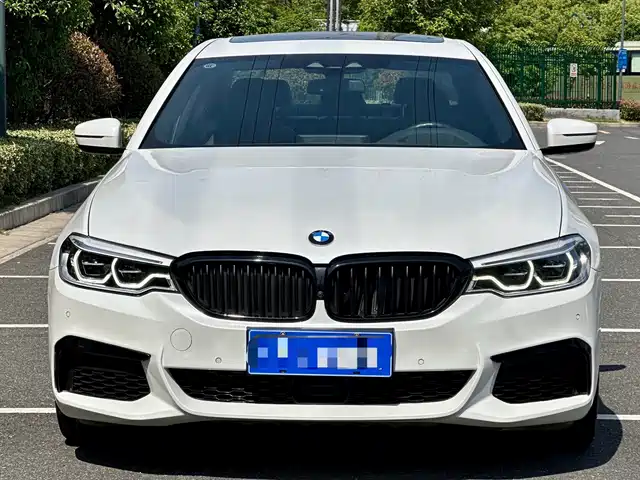 BMW 5-Series 2020 540i M