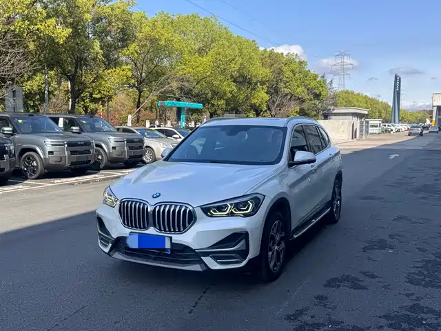 BMW X1 2021 s Drive 25 Li Leading