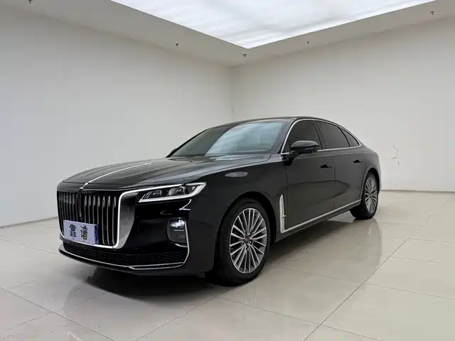 Hongqi H9 2023 2.0 T