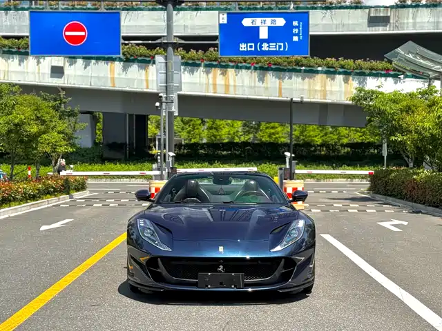Ferrari 812 2020 6.5 L GTS