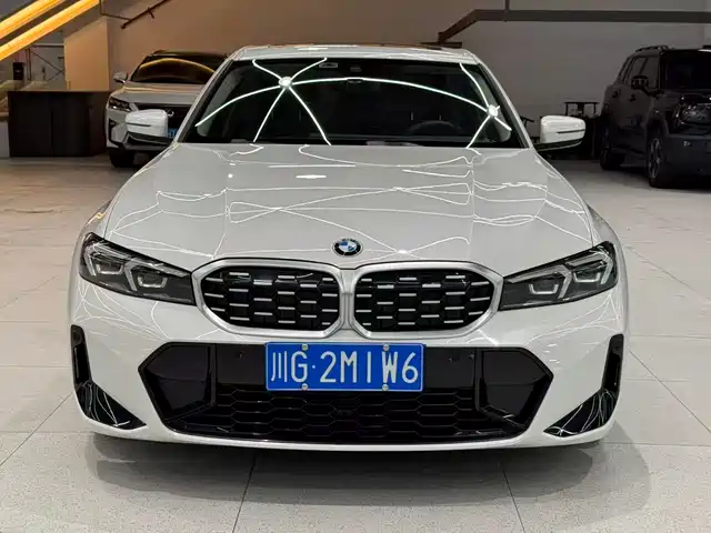 BMW 3-Series 2023 325i M