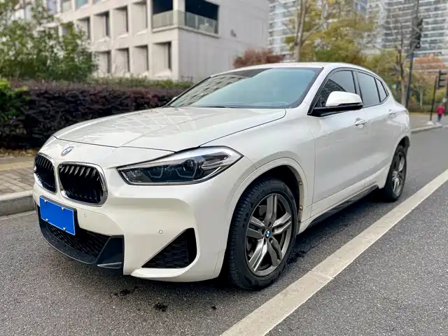 BMW X2 2021 s Drive 25i Leading M