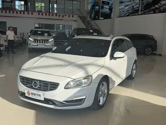 Volvo V60 2015 T 5