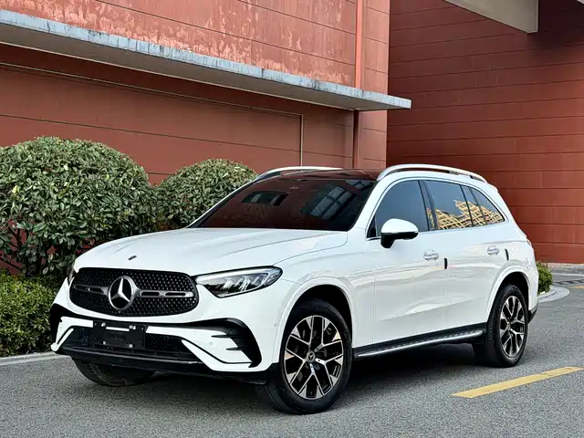 Mercedes-Benz GLC 2024 GLC 260 L 4 MATIC 5