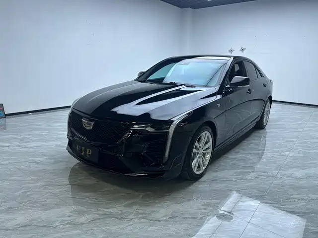 Cadillac CT4 2021 28 T