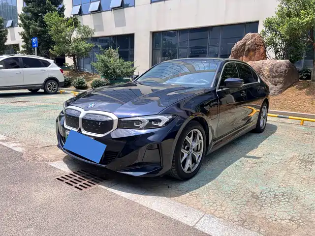 BMW i 3 2022 e Drive 35 L