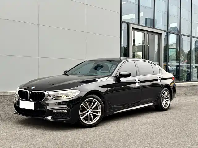 BMW 5-Series 2018 525 Li M