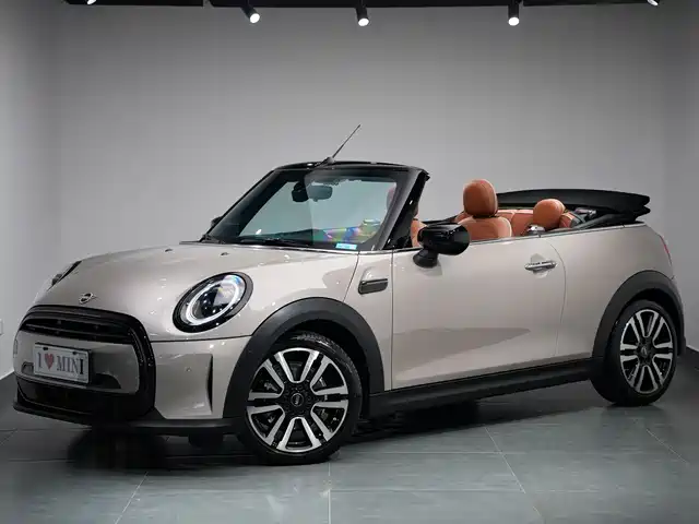MINI Cabrio