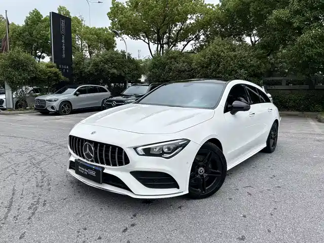 Mercedes-Benz CLA