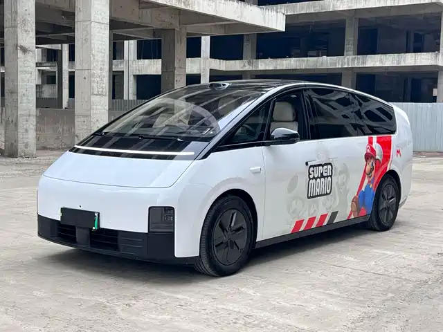 Li Auto MEGA 2025 Home
