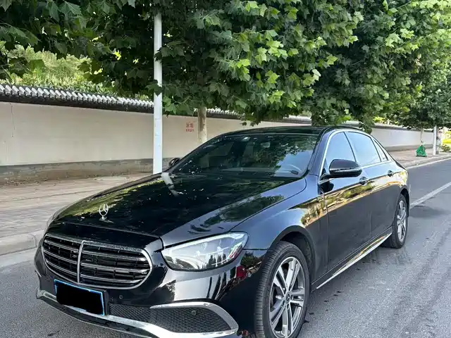 Mercedes-Benz E-Class 2022 E 260 L