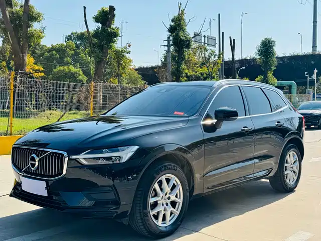 Volvo XC60 2019 T 5 4 WD VI