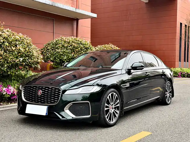 Jaguar XFL 2022 XFL 2.0 T P 250 2 WD