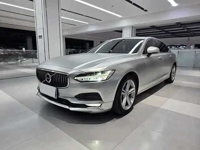 Volvo S 90 2017 T 4