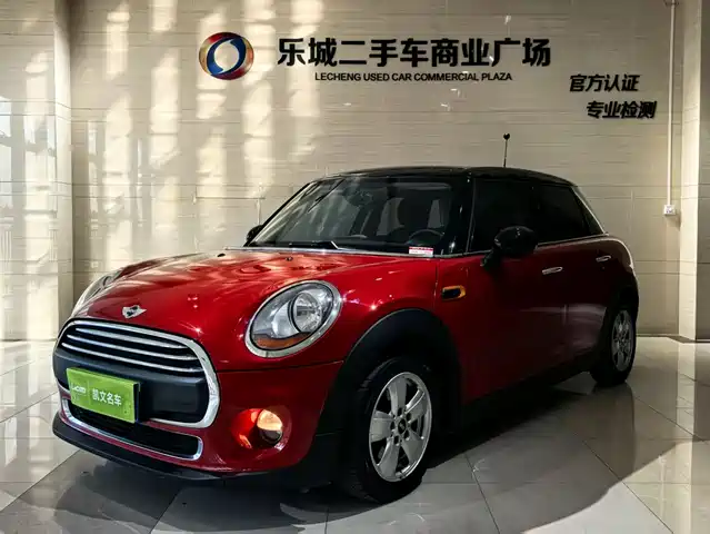 MINI Hatch