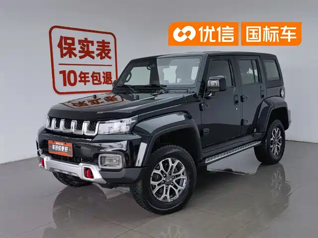 BAIC BJ 40 2023 2.0 T AT 4 WD