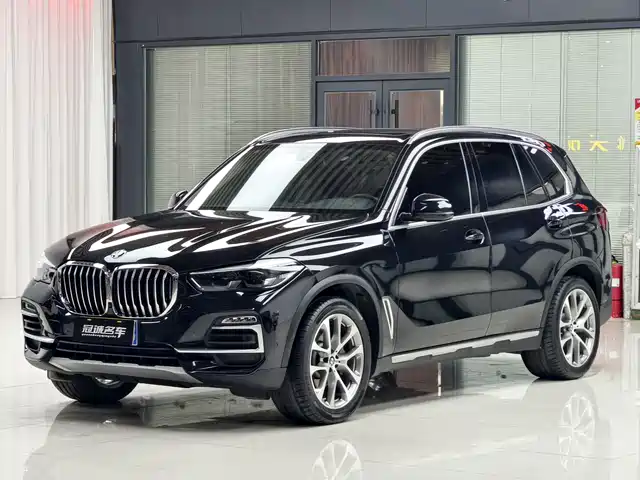 BMW X5 2020 x Drive 30i M