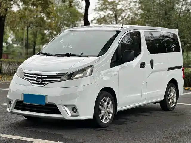 Nissan NV200 2016 1.6 L CVT