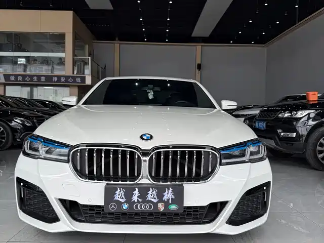 BMW 5-Series 2018 525i M