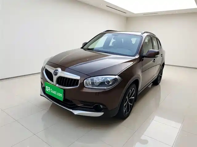 Brilliance V 5 2016 1.5 T AT 2 WD