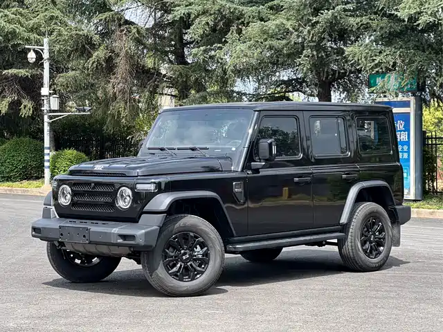 212 T 01 2024 2.0 T