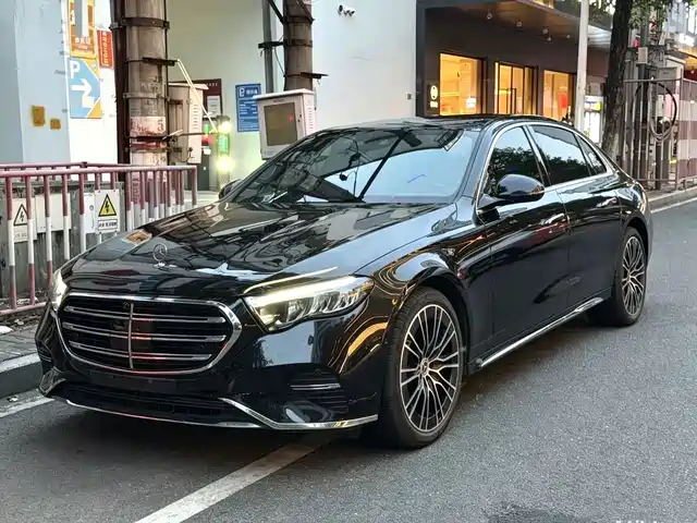 Mercedes-Benz E-Class 2025 E 300 L Luxury