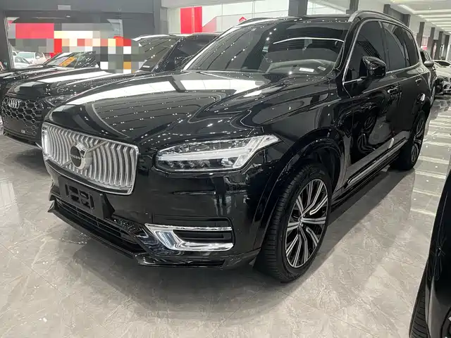 Volvo XC90 2022 B 6 7