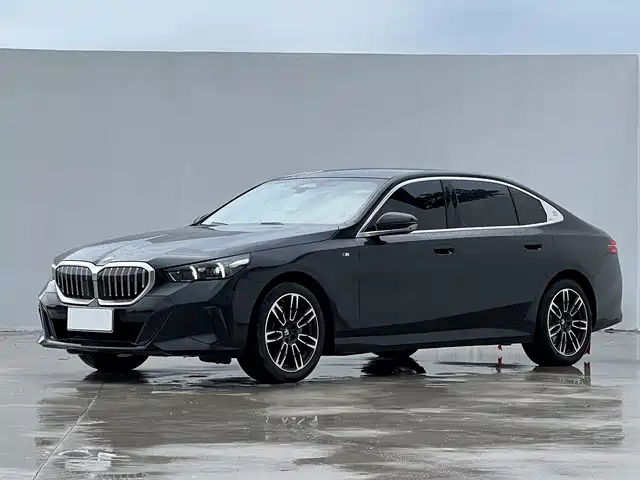 BMW 5-Series 2024 530 Li Leading M