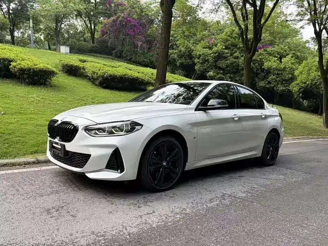 BMW 1-Series 2022 125i M