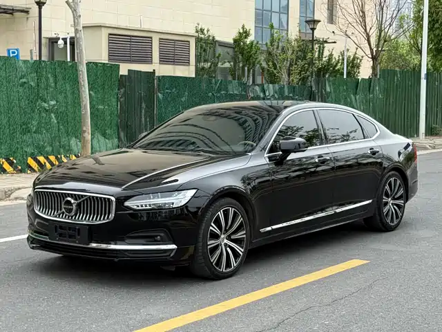 Volvo S90 2021 B 5