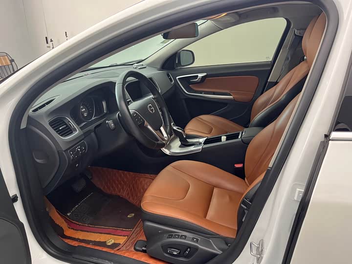 Volvo S60 2019 S 60 L T 5 — фото 5