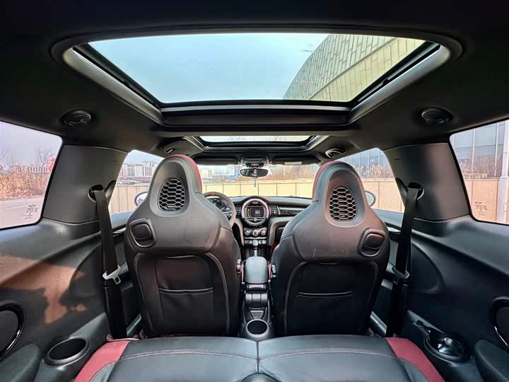 MINI Hatch — фото 12