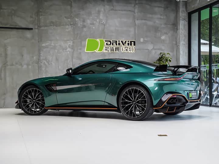Aston Martin V8 Vantage 2022 4.0 T V 8 F 1 Edition Coupe — фото 2