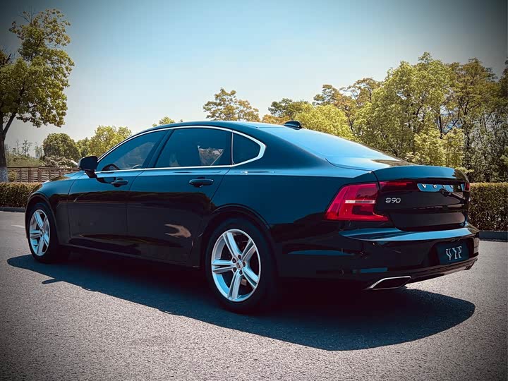 Volvo S90 2018 T 4 — фото 7