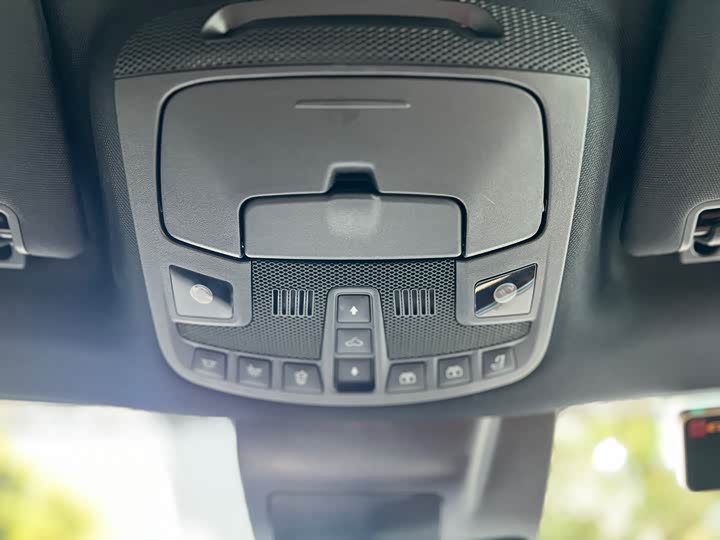 Lincoln Navigator — фото 17