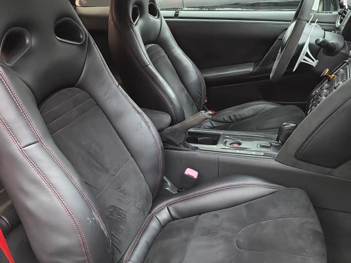 Nissan GT-R 2012 3.8 T Premium Edition — фото 12