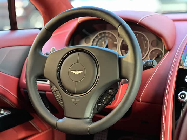 Aston Martin Rapide 2013 6.0 L S — фото 9