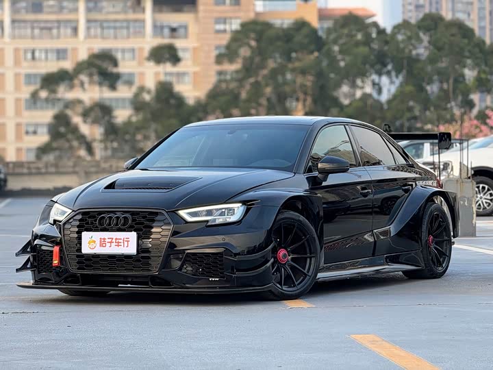 Audi RS3 2017 RS 3 2.5 T Limousine — фото 1