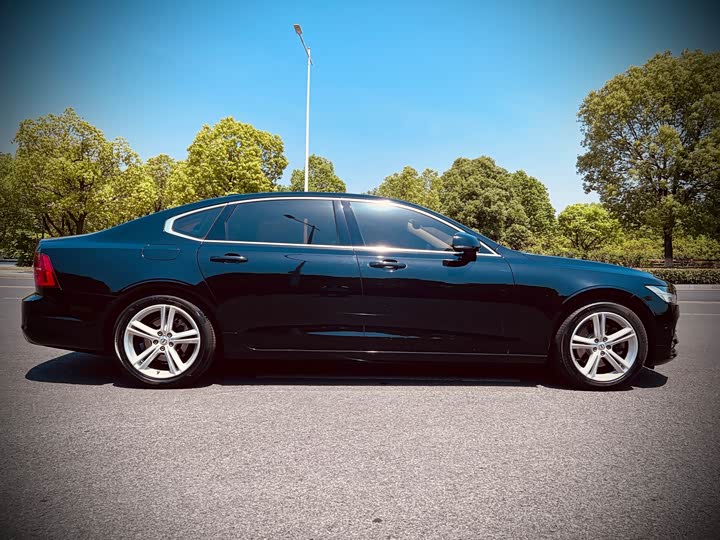 Volvo S90 2018 T 4 — фото 4