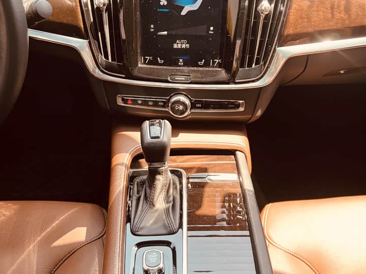 Volvo S90 2018 T 4 — фото 12