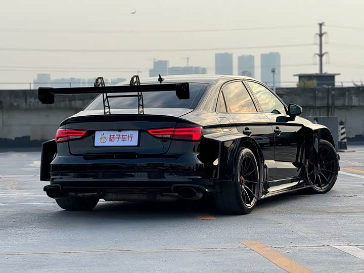 Audi RS3 2017 RS 3 2.5 T Limousine — фото 5