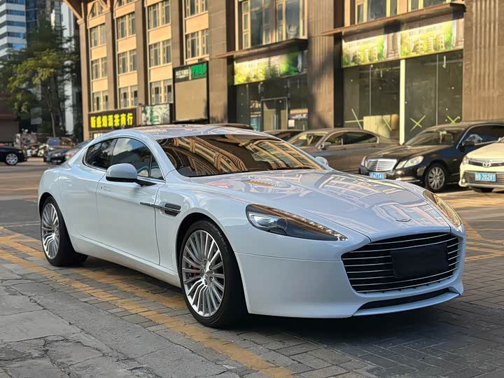 Aston Martin Rapide 2013 6.0 L S — фото 3