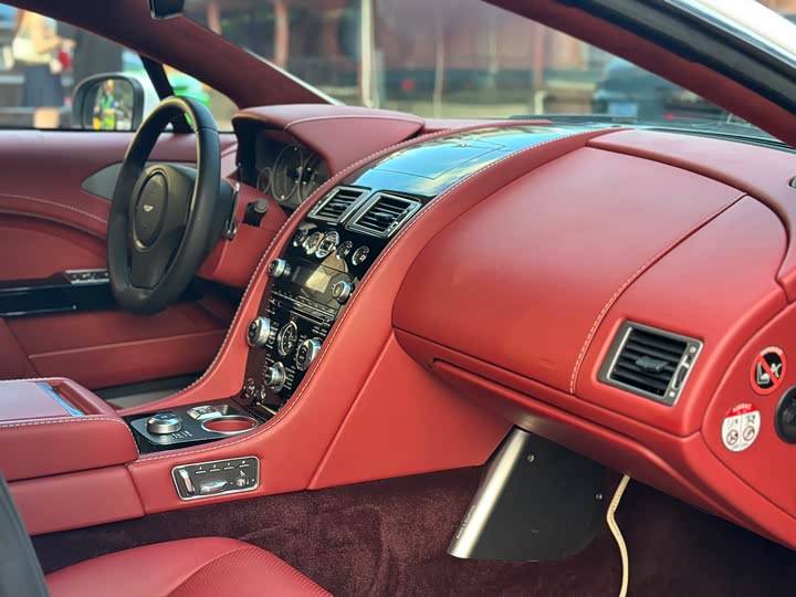 Aston Martin Rapide 2013 6.0 L S — фото 6