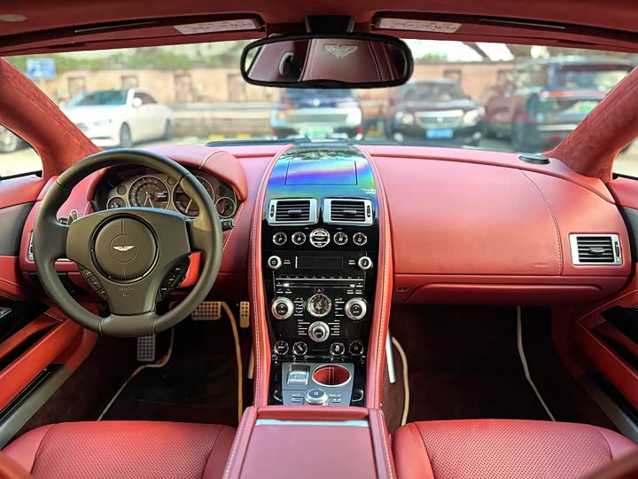 Aston Martin Rapide 2013 6.0 L S — фото 4