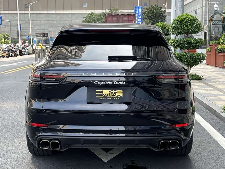 Porsche Cayenne 2018 Cayenne Turbo 4.0 T — фото 5