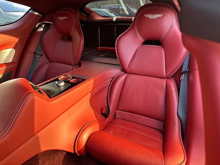 Aston Martin Rapide 2013 6.0 L S — фото 8